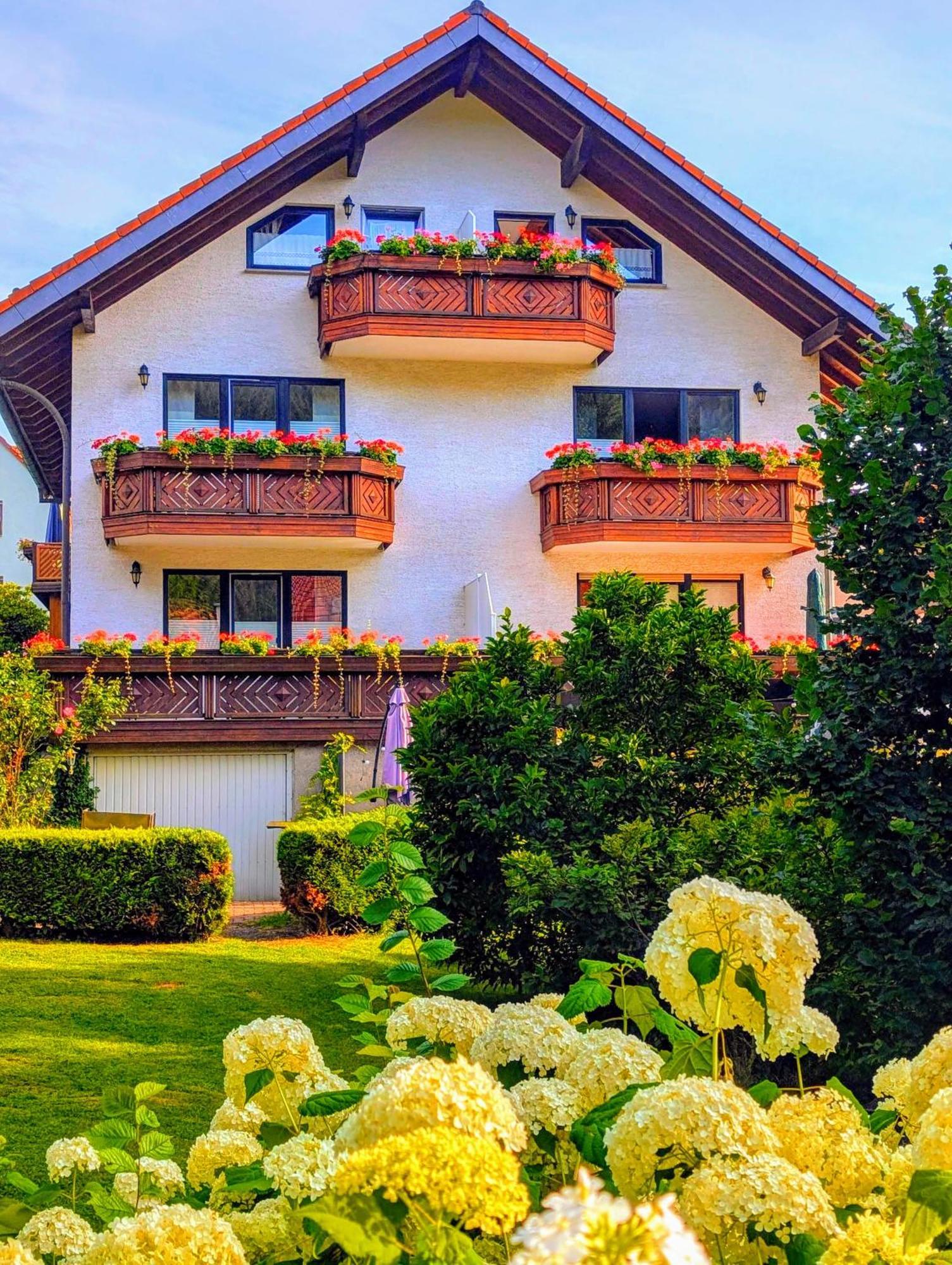 Gaestehaus Regina Ruhla Luaran gambar